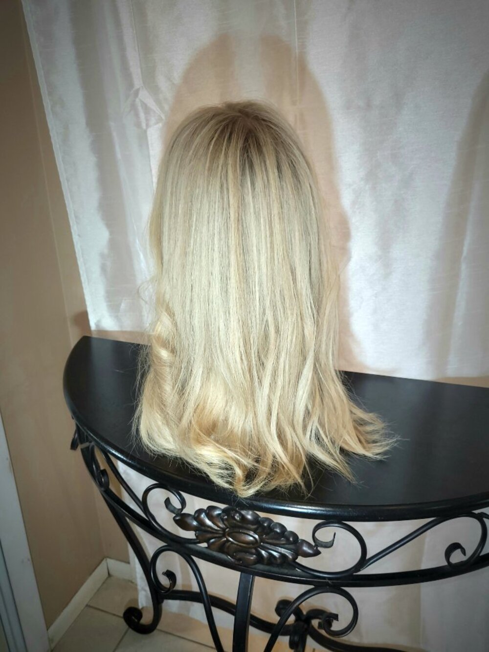Human Hair - Picture 6 of 9